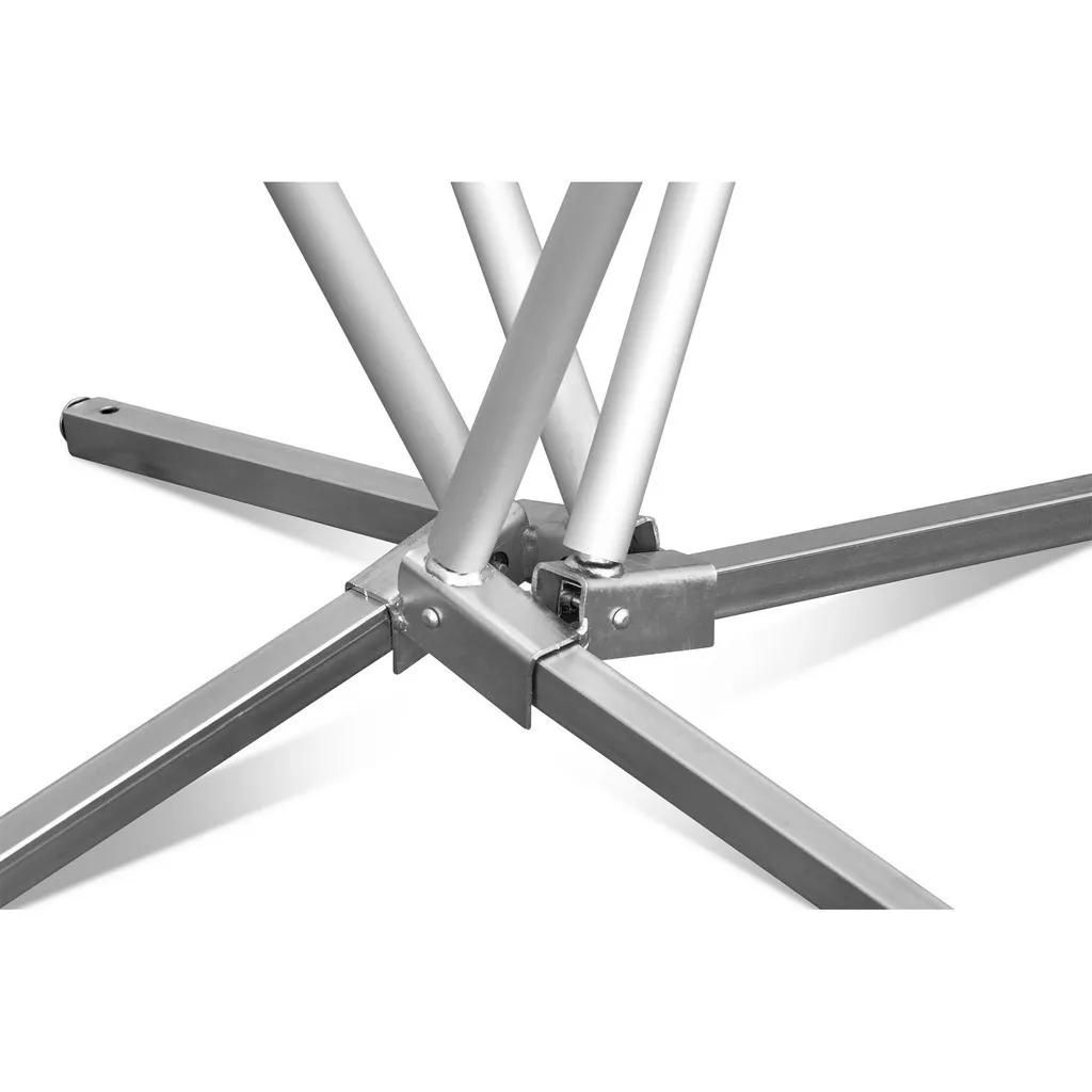 Champion 4 Flag Fountain 5m